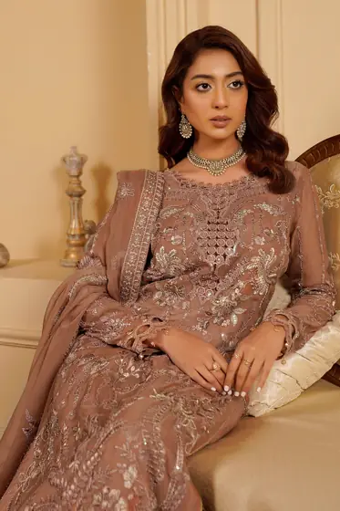 Maryam A-1105 view 3